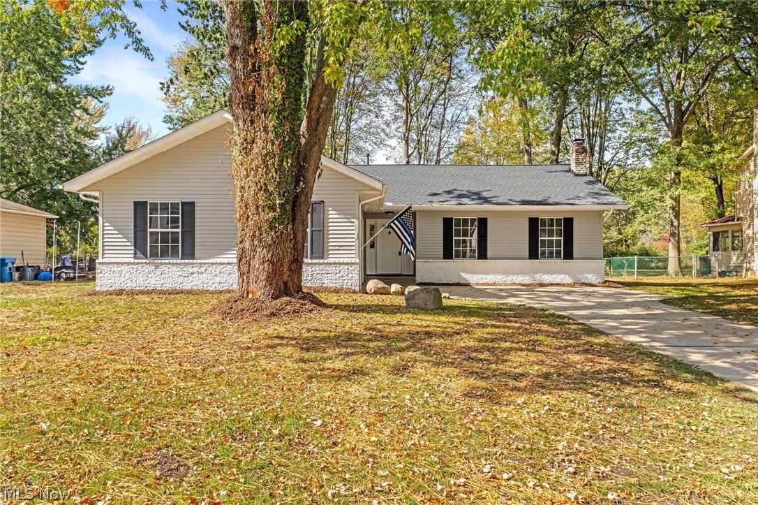 8454 Glenbrook Drive