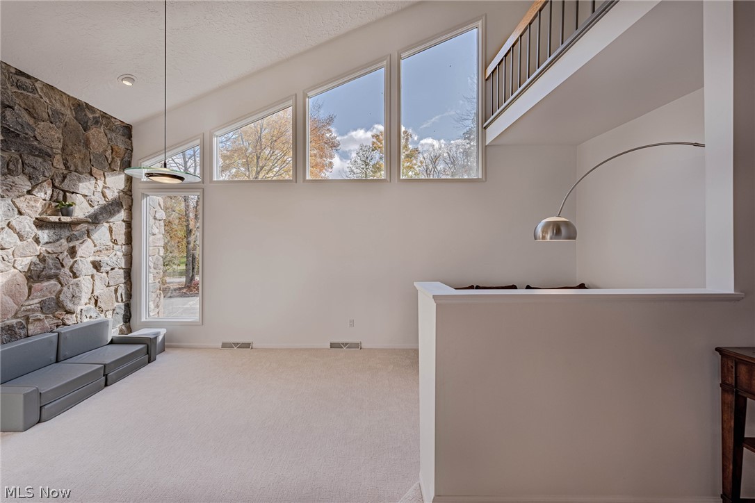 Hunting Hollow - Residential