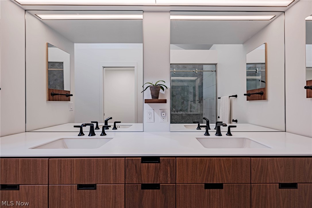 Hunting Hollow - Residential