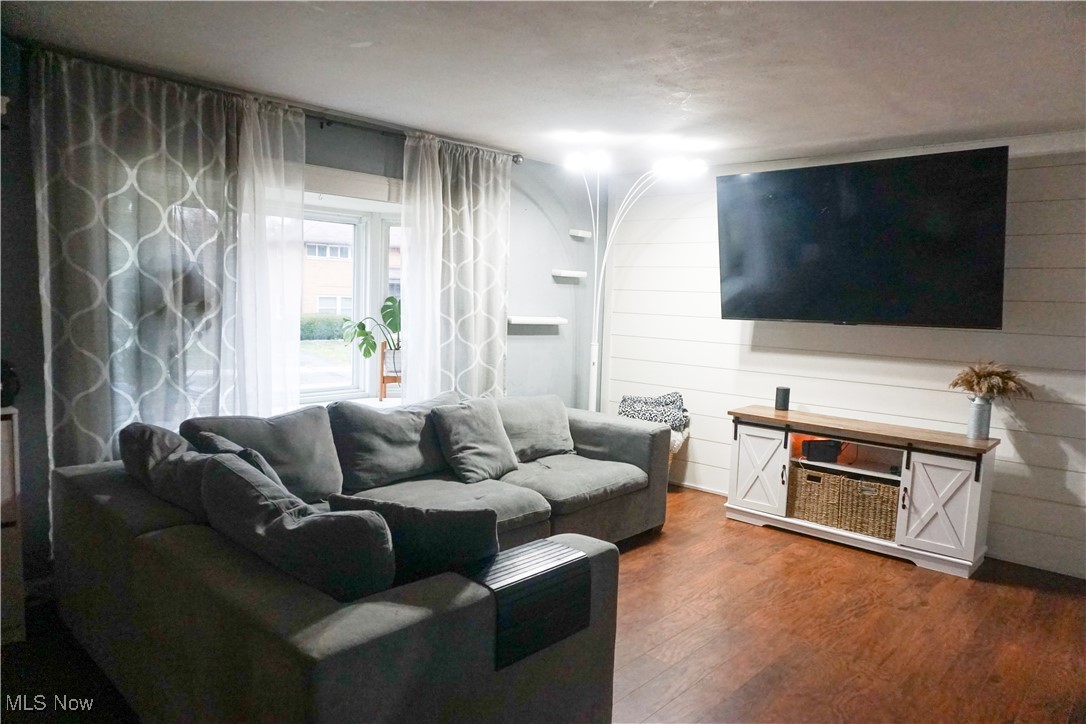 Heslop Morning View - Residential