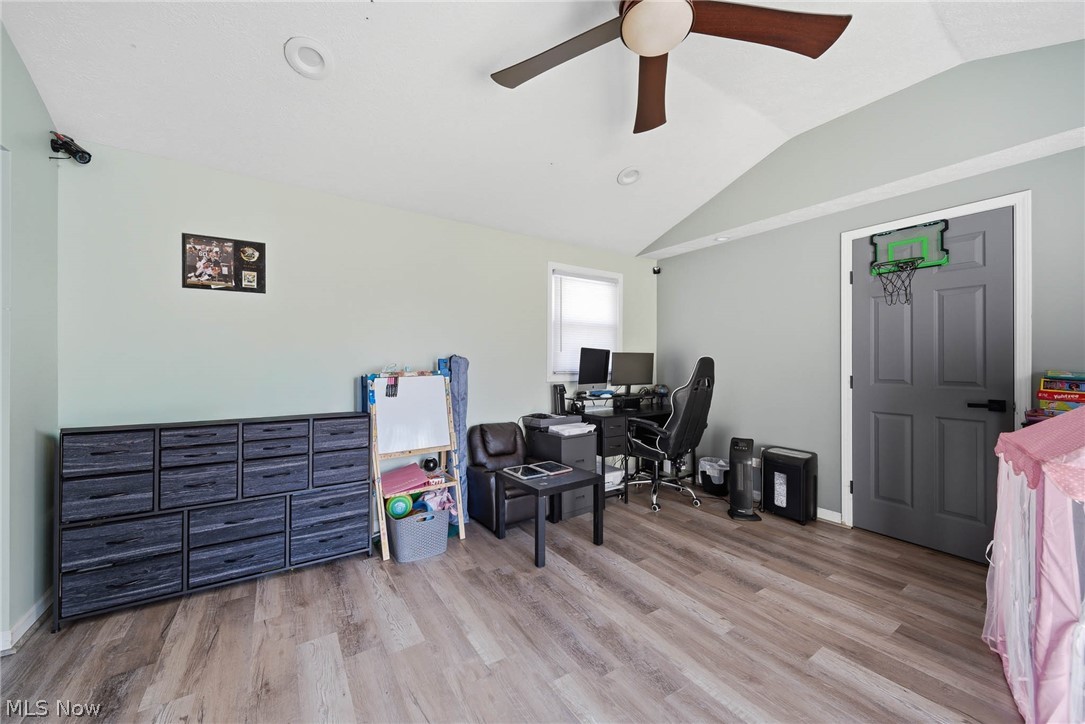 Nfld Square Sub - Residential