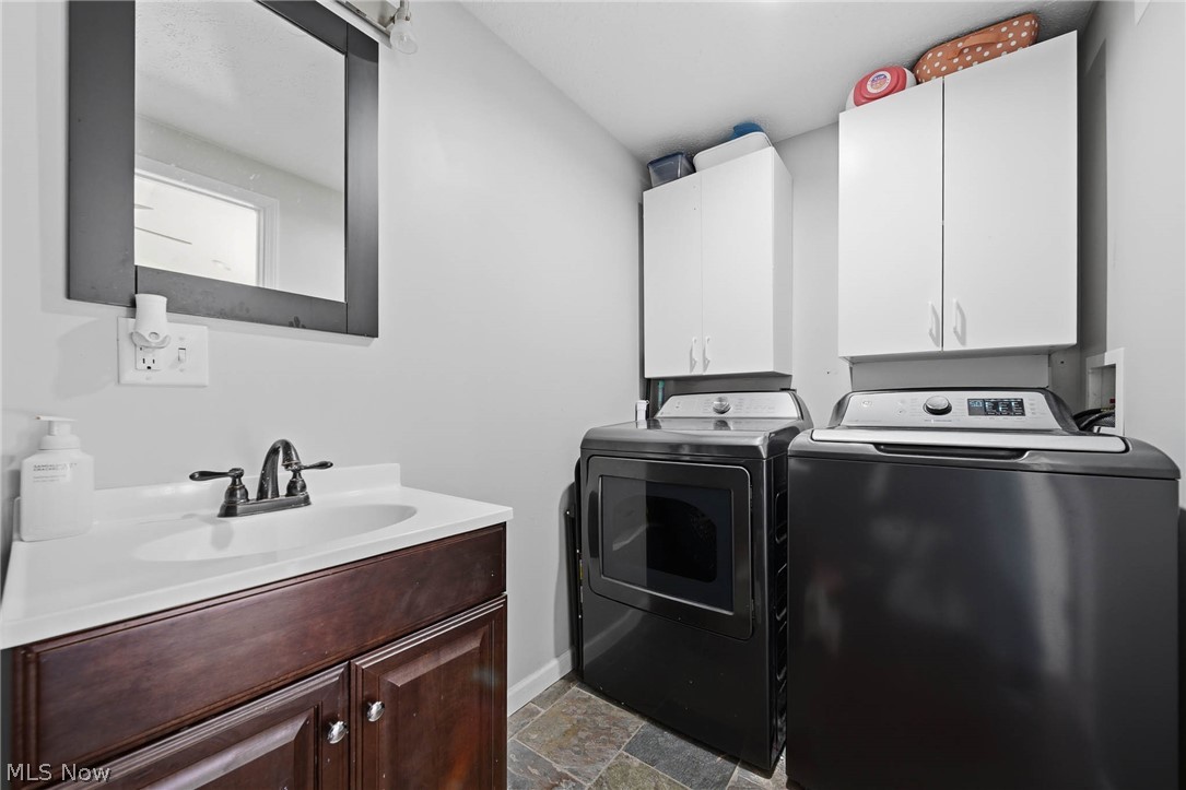 Nfld Square Sub - Residential