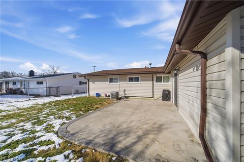 Tiny photo for 9185 Milford Drive, Northfield, OH 44067 (MLS # 5189741)