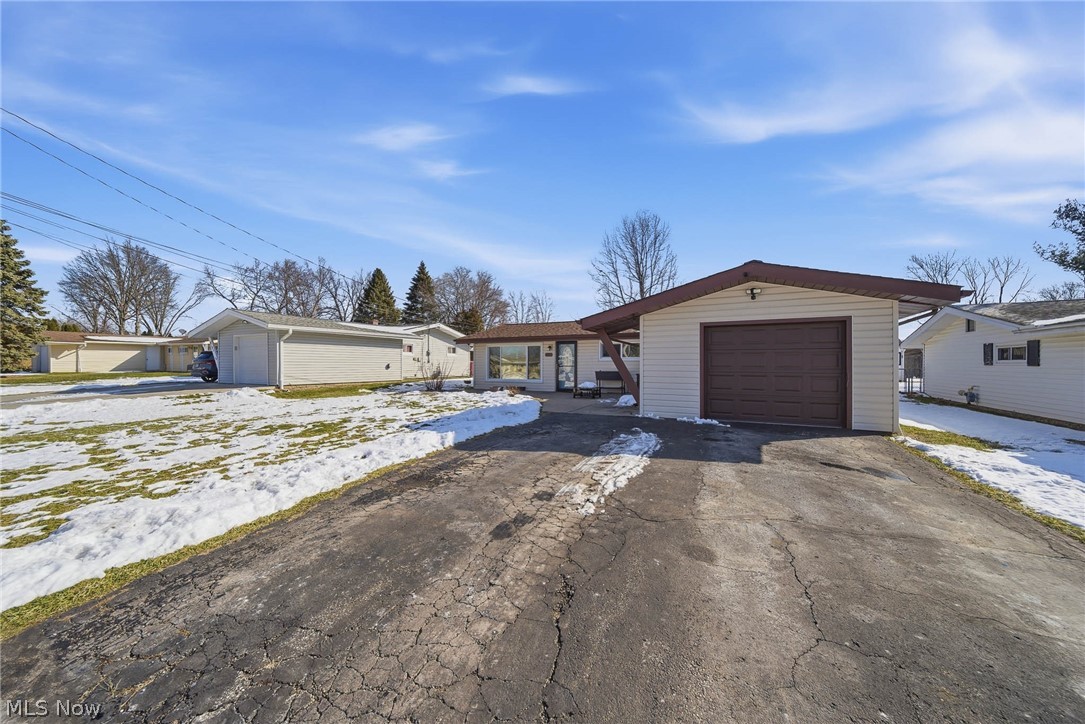 Nfld Square Sub - Residential