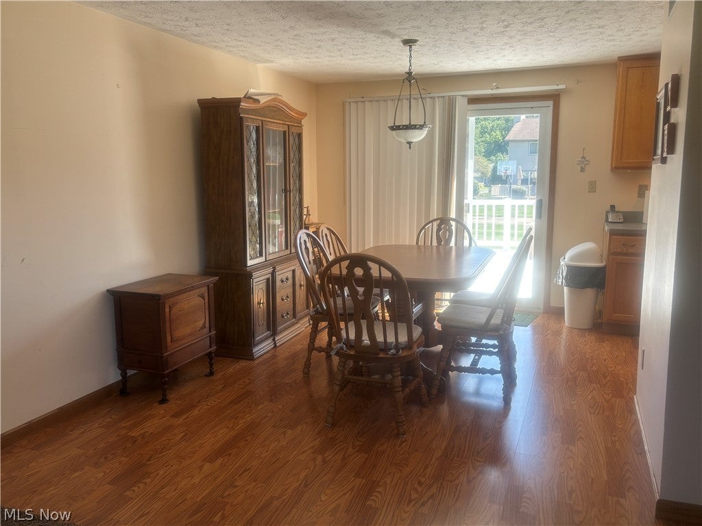 1302 Huntington Court