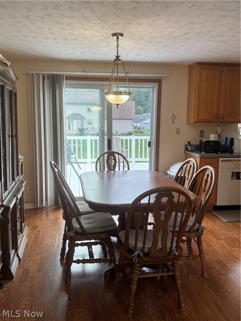 1302 Huntington Court