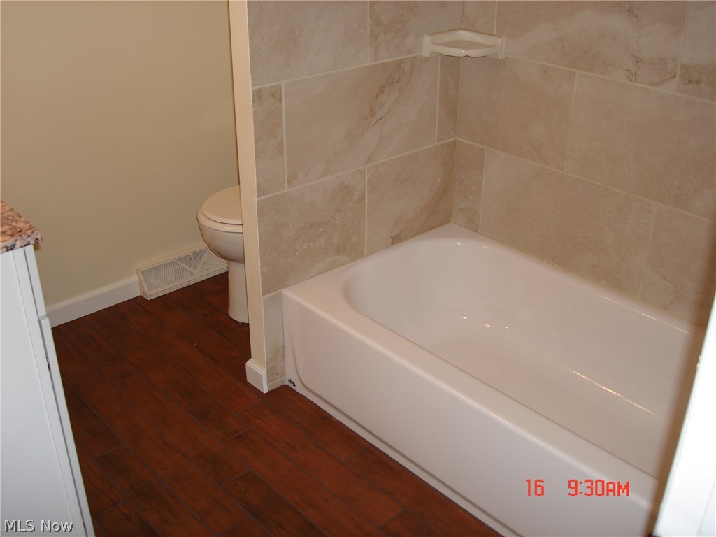 Barrington 08 - Residential