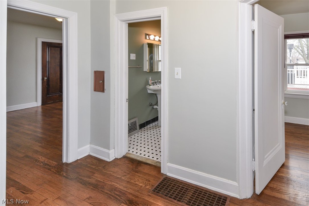 Ridgewood 08 - Residential