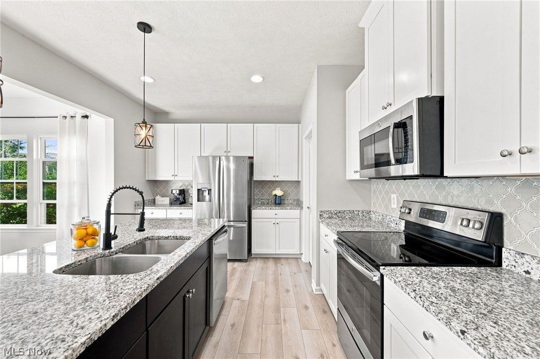8740 Summer Wind Lane