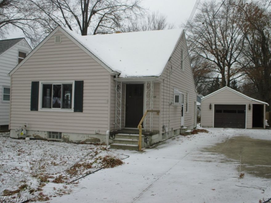 Bungalow home with many possibilities!  Located close to downtown Willoughby, this home features three bedrooms, two full baths, jetted tub, and hardwood floors throughout.  Eat-in-kitchen with dishwasher plus dining room offers a lot of space for entertaining.  The third bedroom on the second floor features built-in drawers.  Full unfinished basement gives you plenty of storage.  Other amenities include a cover rear patio and 1 car detached garage. This is a Fannie Mae HomePath Property.