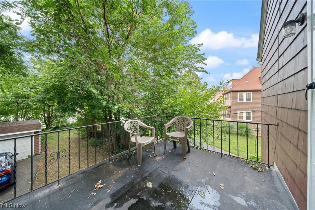 Vans - Residential Income