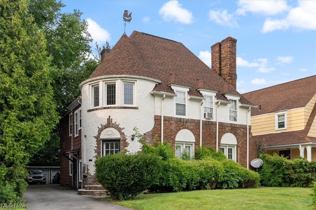 Vans - Residential Income