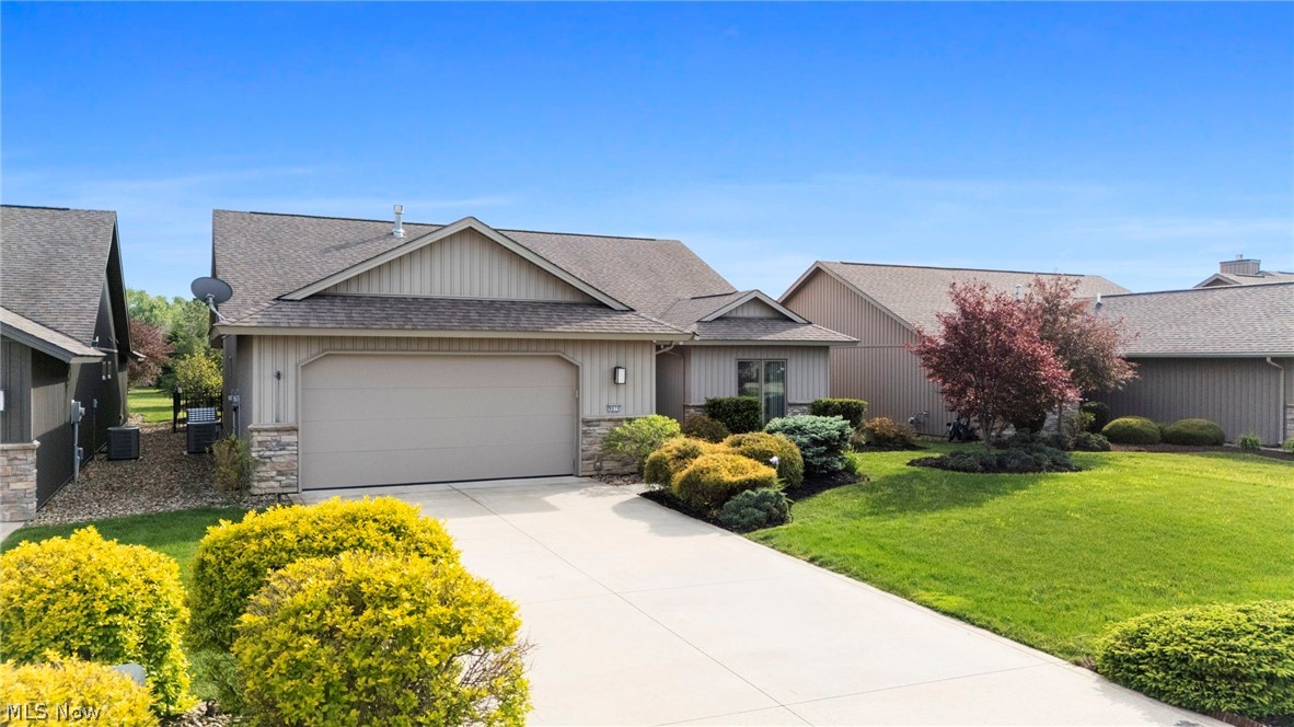 9070 Hummingbird Lane