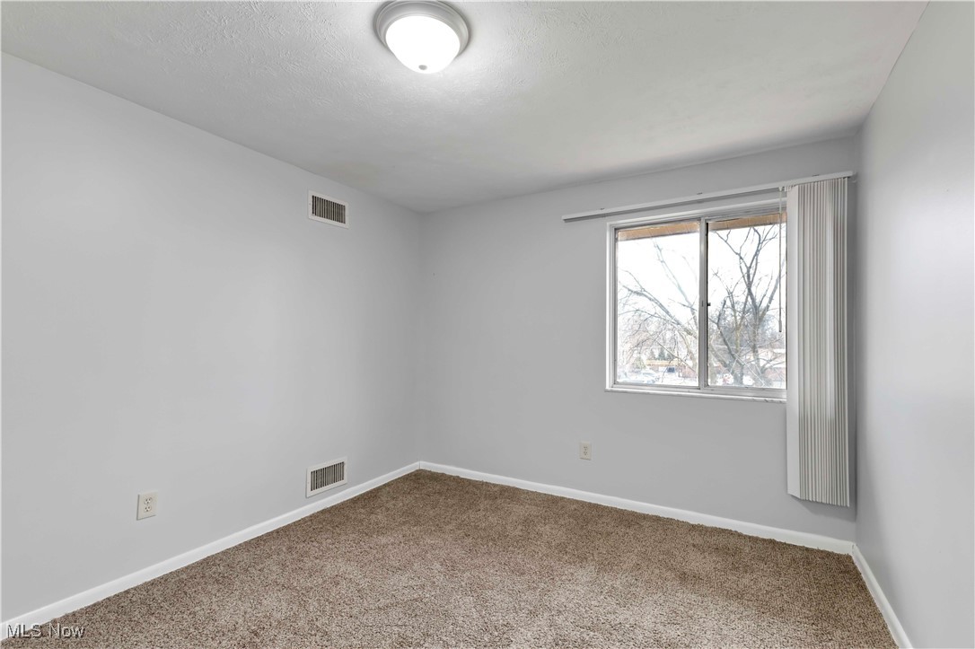 22091 River Oaks Drive #C9, Rocky River, Ohio image 16