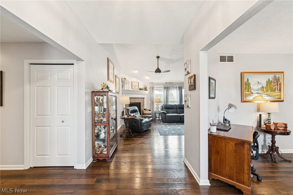 Photo of 1235 Cherokee Path, Vermilion, OH 44089 (MLS # 5211526)