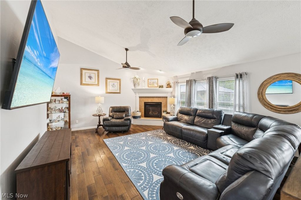 Photo of 1235 Cherokee Path, Vermilion, OH 44089 (MLS # 5211526)