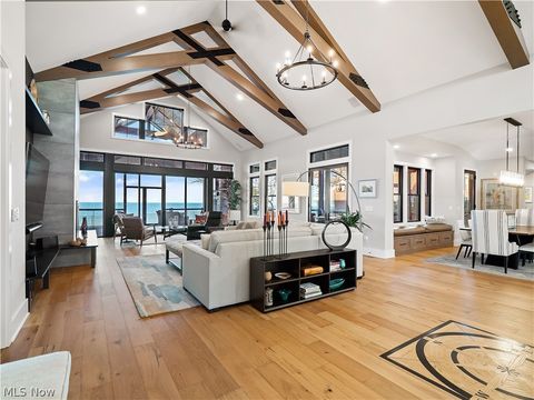 Tiny photo for 17788 Edgewater Drive, Lakewood, OH 44107 (MLS # 5185204)