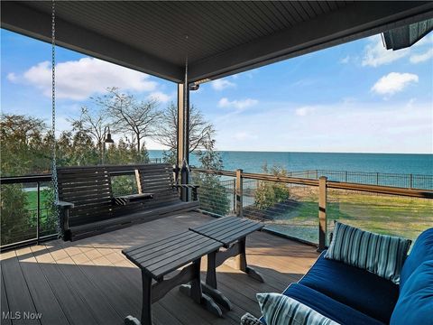 Tiny photo for 17788 Edgewater Drive, Lakewood, OH 44107 (MLS # 5185204)