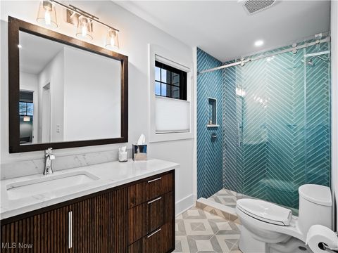 Tiny photo for 17788 Edgewater Drive, Lakewood, OH 44107 (MLS # 5185204)