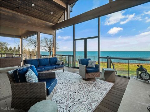 Tiny photo for 17788 Edgewater Drive, Lakewood, OH 44107 (MLS # 5185204)