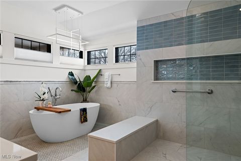 Tiny photo for 17788 Edgewater Drive, Lakewood, OH 44107 (MLS # 5185204)