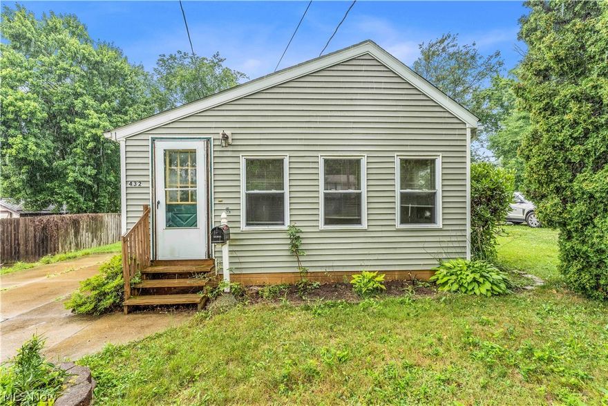 432 Wirth Ave, Akron - Spacious 3 bed 2 bath single family home! //

$1235 rent / $1235 deposit //
$49 application fee per adult //
1-2 pets OK with approved PetScreening and PetFee.(Some breed restrictions apply per HUD guidelines). //
NO SMOKING //
1 time $149 non-refundable set up fee paid at lease signing //

$30/month required resident benefit package; can include personal property/liability insurance for an additional $5/month for $35/month total //

All applicants are required to fill out a PetScreening application, found on our website directly on the application before being processed. Even if you have NO pets - this application must be filled out. One time, non-refundable pet fee of $200-500 per animal applies to all pets & must be paid prior to or when you pay your first month rent. (No fee for qualified assistance animals). //

Our application is processed through secure site: Findigs, and they require ID and income verification. Without this, your application will not be processed. They offer 24/7 chat support on their application directly if you have any questions. //

BEDROOMS: 3 //
BATHROOMS: 2 //
APPLIANCES PROVIDED: N/A //
UTILITIES / RESIDENT RESPONSIBILITY: Residents are responsible for all utilities including: water/sewer/trash, gas & electric and are responsible to maintain lawn care, maintenance & snow removal. //

** AMHA OK - 2-3 bedroom voucher; must be prepared with reservation fee to hold the property and moving packet. **

Serious inquiries only.