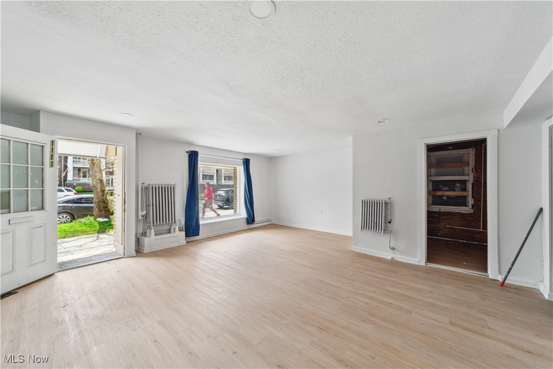 Brooklyn - Commercial Sale