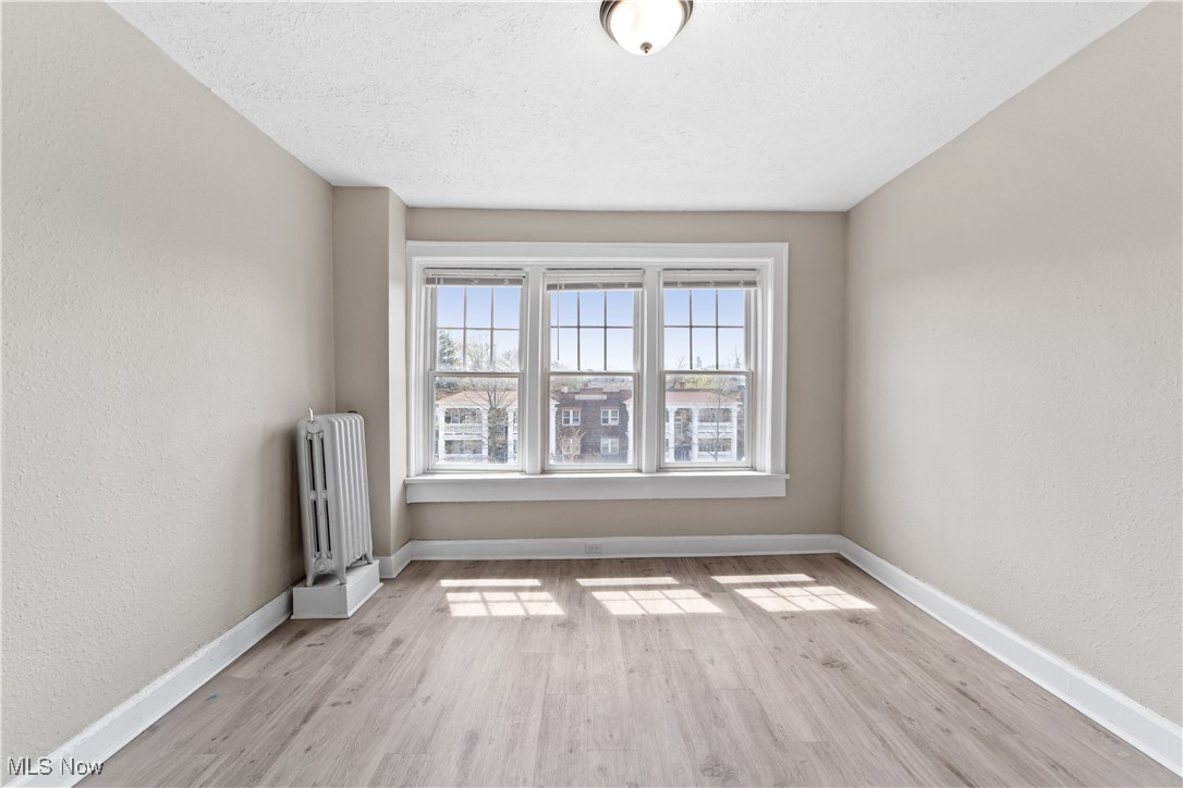 Brooklyn - Commercial Sale