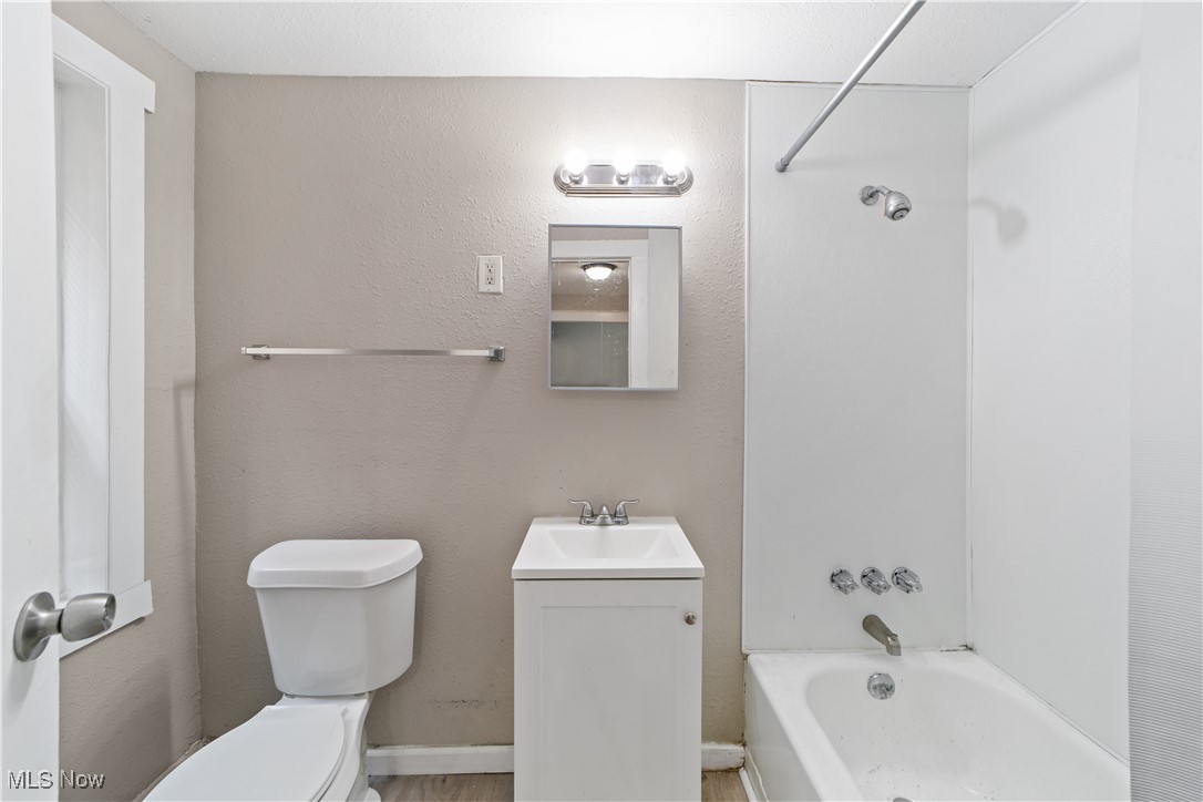 Brooklyn - Commercial Sale