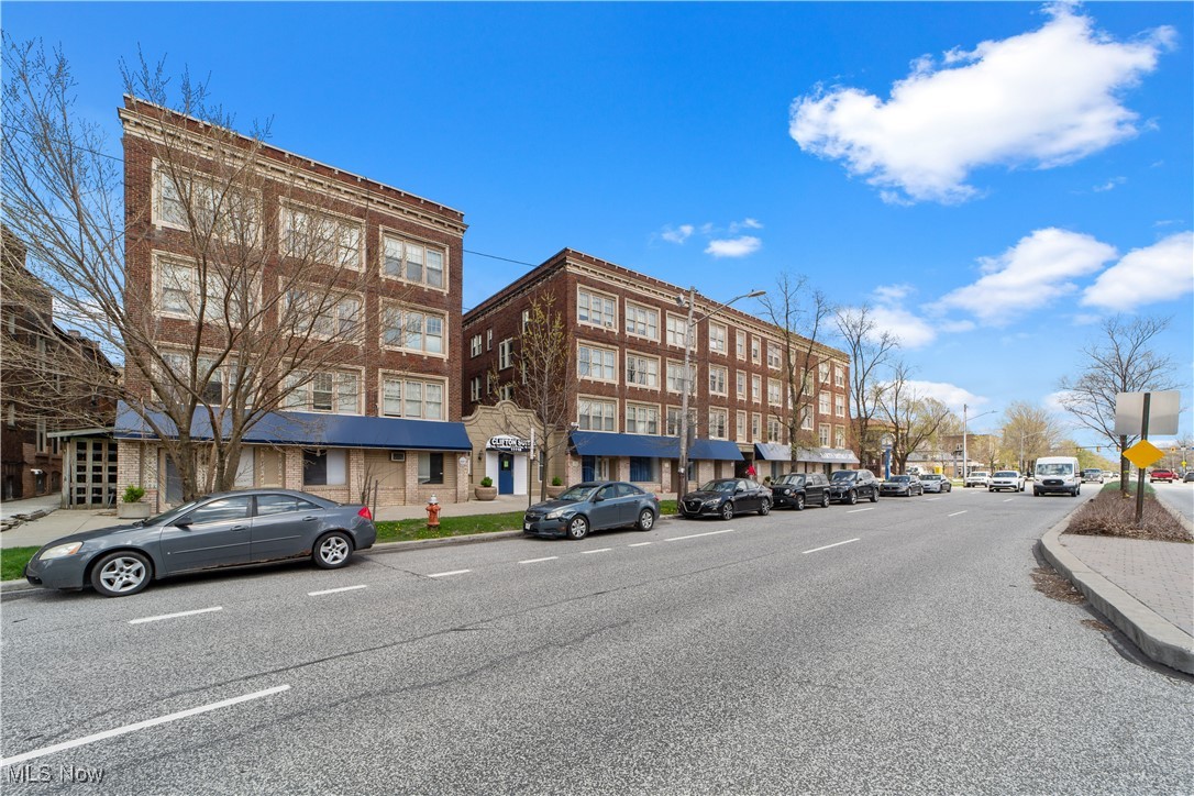 Brooklyn - Commercial Sale