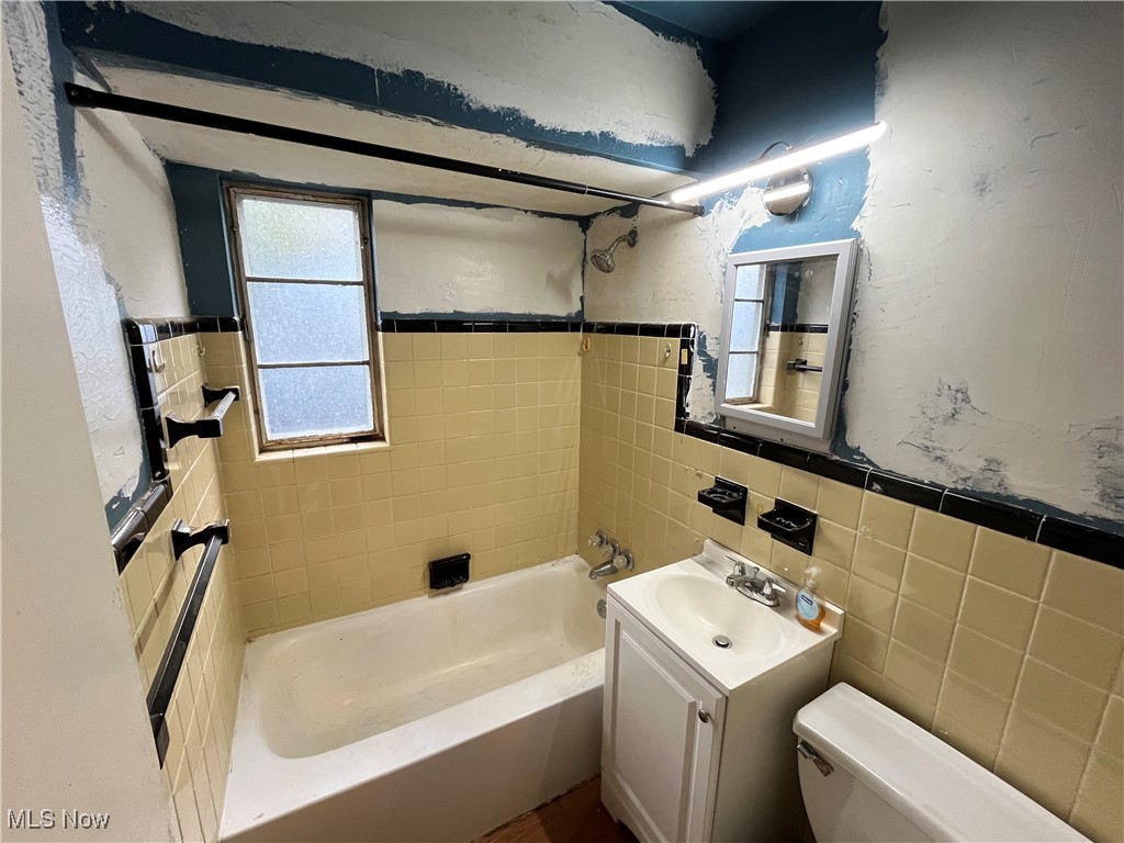 Benton Village Condo - Residential