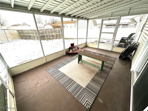 Tiny photo for 5604 Colgate Avenue, Austintown, OH 44515 (MLS # 5176634)