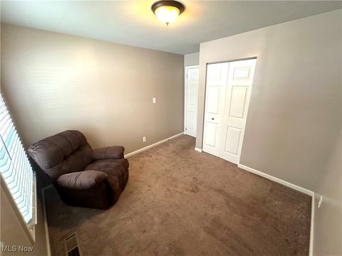 Tiny photo for 5604 Colgate Avenue, Austintown, OH 44515 (MLS # 5176634)