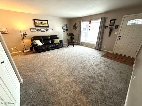 Tiny photo for 5604 Colgate Avenue, Austintown, OH 44515 (MLS # 5176634)