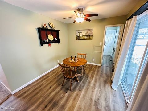 Tiny photo for 5604 Colgate Avenue, Austintown, OH 44515 (MLS # 5176634)