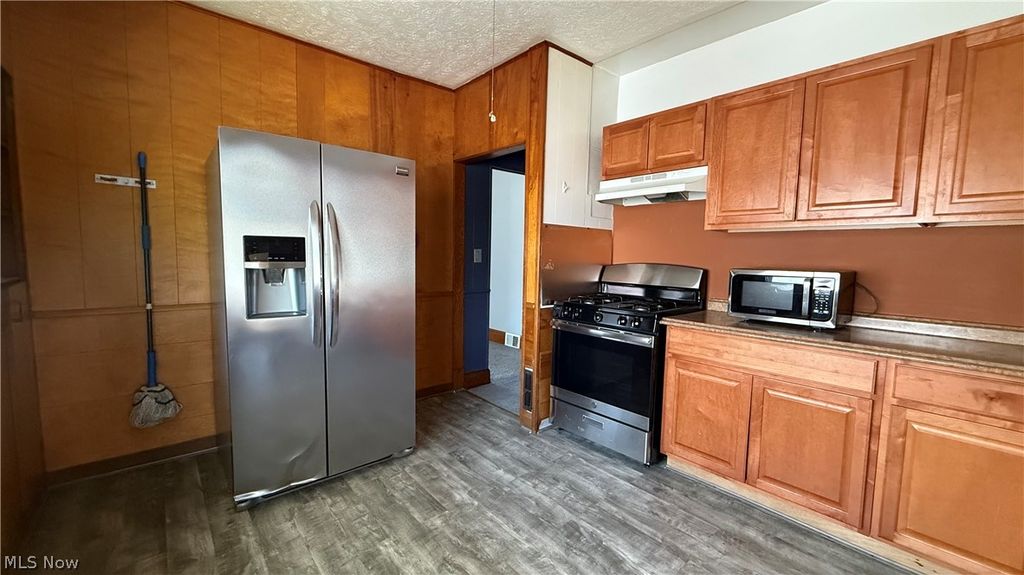 Photo of 3123 West Boulevard, Cleveland, OH 44111 (MLS # 5191858)