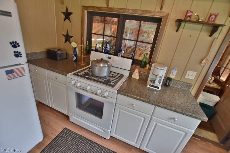Atwood Glens/ Atwood Lake - Residential