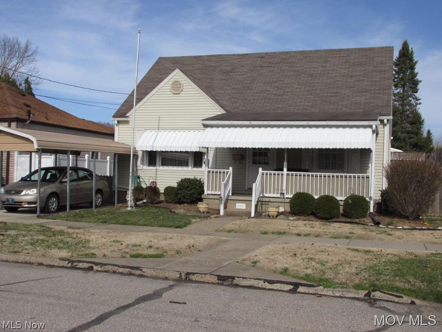 Well maintained one owner home with formal dining, hardwood under carpet, updated bath, office space off the family room.  Cute & cozy 2nd floor, full unfinished basement, newer furnace and AC plus more!  Elem: Williamstown Elementary School  Elem/Bus: N  JrHigh: Williamstown Jr. High  JrHigh/Bus: N  High: Williamstown High School  High/Bus: N  Fire: CIT  Police: CTY  PossFreeGas: N  ;SQFT=Fin L1:850, Fin L2:828, Fin Above:1678, Fin Total:1678, Unfin Above:0;GAR= 1 Car Carport;PRKG= On Street