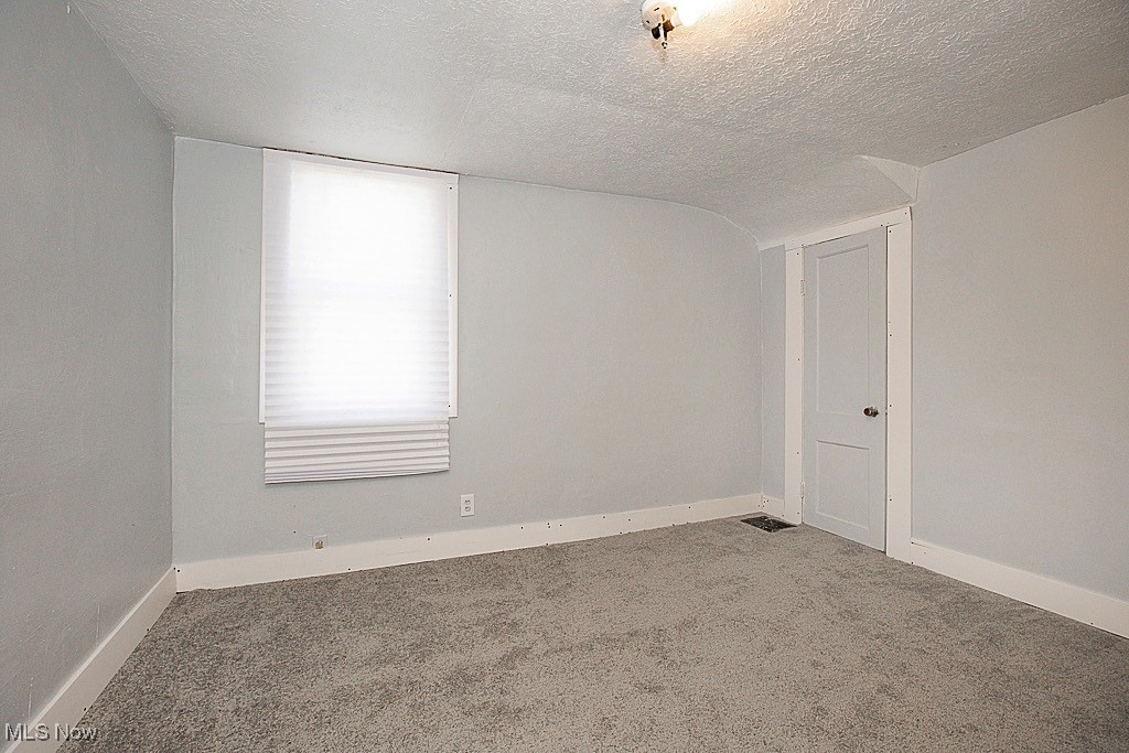 3810 E 143rd Street, Cleveland, Ohio image 18