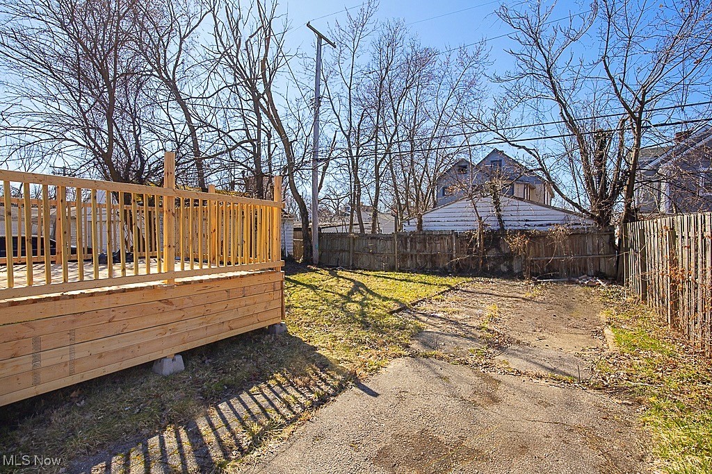 3810 E 143rd Street, Cleveland, Ohio image 34