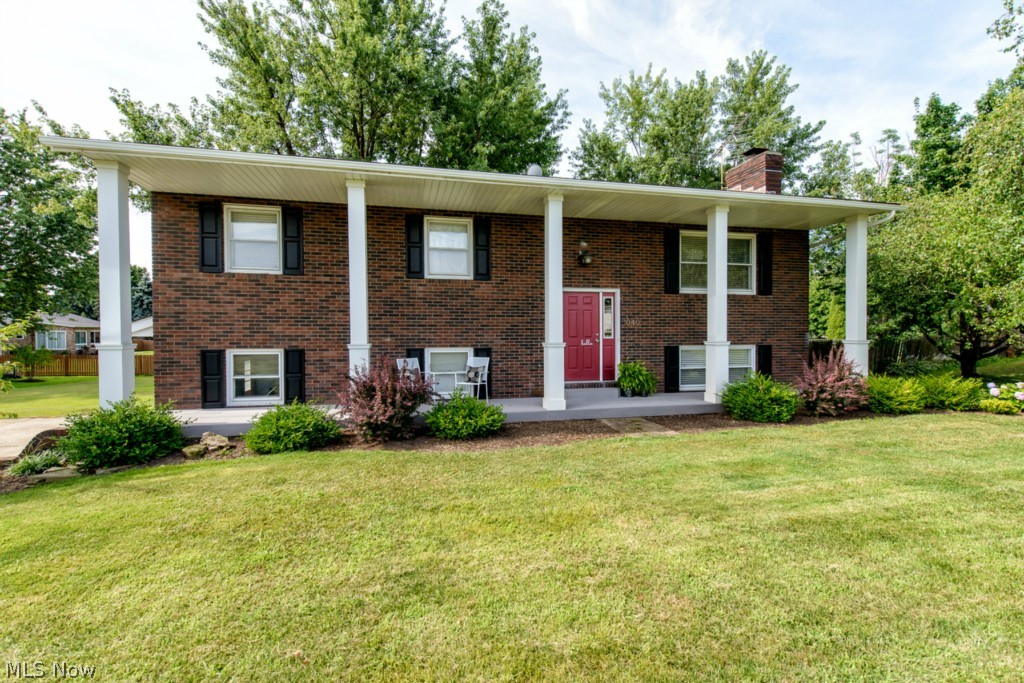 Cloverleaf West - Residential