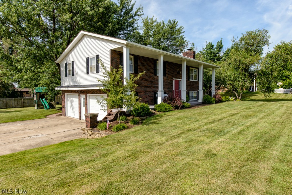 Cloverleaf West - Residential