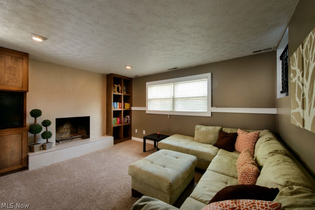 Cloverleaf West - Residential