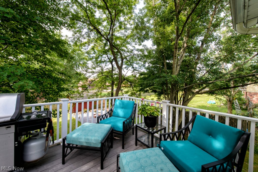 Cloverleaf West - Residential