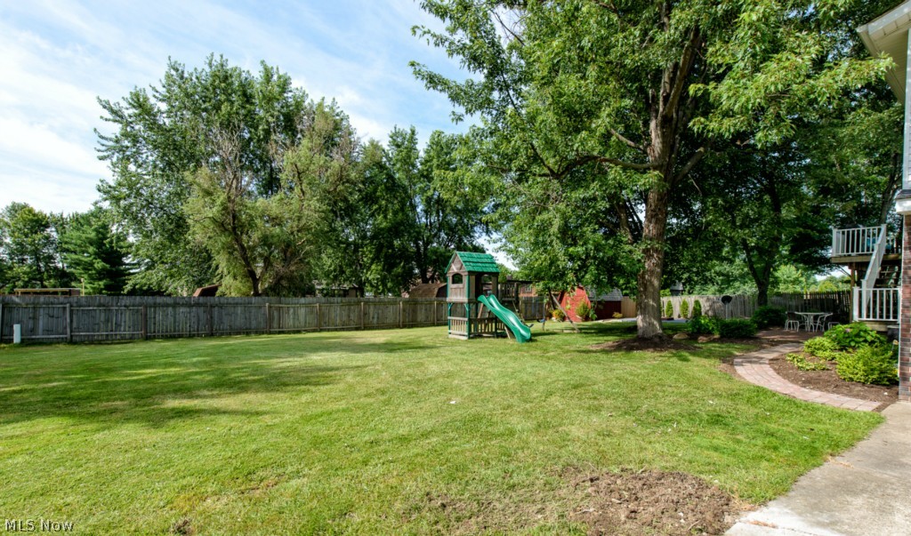 Cloverleaf West - Residential