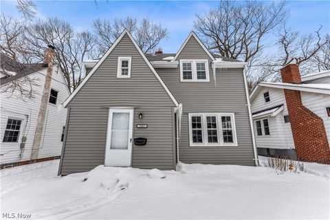 Photo of 3603 Randolph Road, Cleveland Heights, OH 44121 (MLS # 5186490)