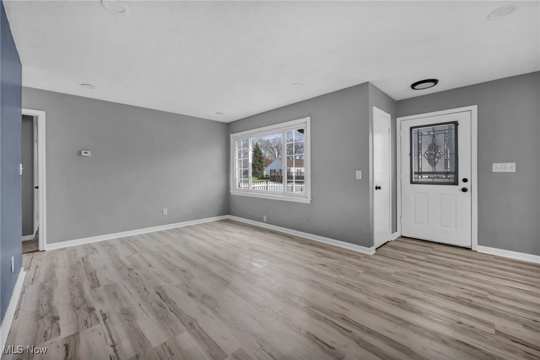 15616 Barbara Avenue, Cleveland, Ohio image 13