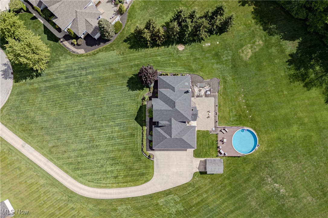 9006 Walkers Lane