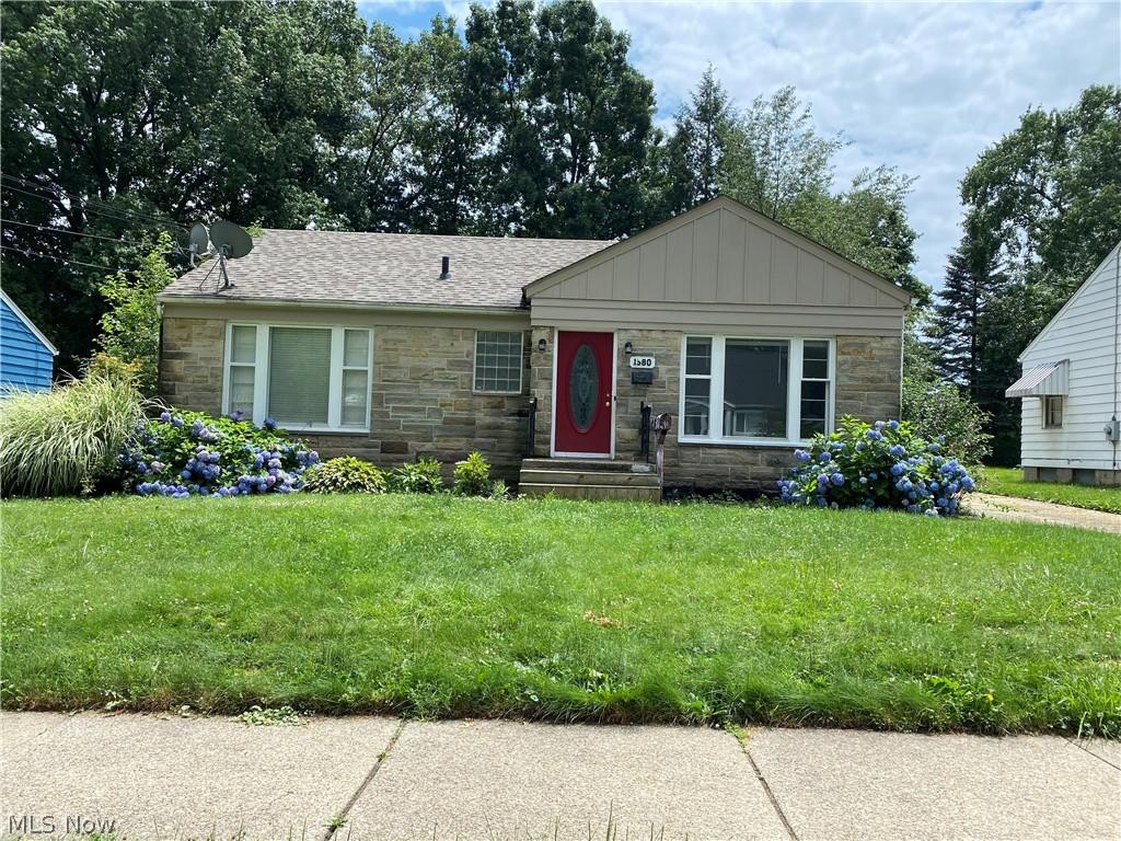 Come to this Beauty with so much to offer!
