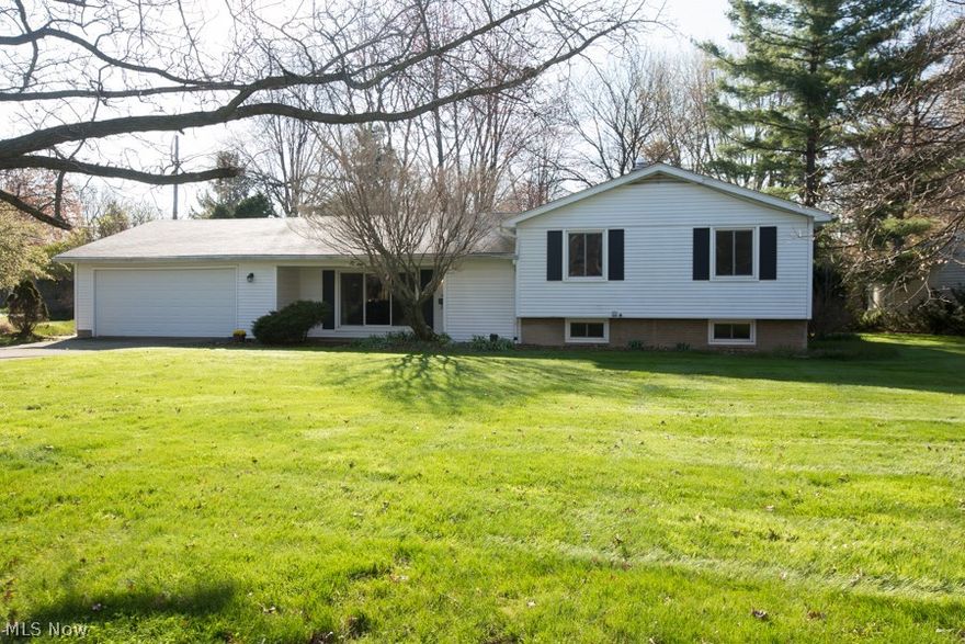 Do not miss this beautifully remodeled split-level home in Oberlin that is close to both the college & downtown. This house features newer windows, a gourmet kitchen, updated flooring and two remodeled bathrooms. Inside the stunning kitchen you will find custom hickory cabinets and a breakfast bar that opens up to both the dining and the large living room. This along with the stamped back patio makes the home perfect for entertaining. Two remodeled bathrooms, along with the three bedrooms with large closets occupy the second floor. The lower level features a waterproofed basement complete with newer carpet and a cozy fireplace as extra bonus space. The extra-deep 2 1/2 car attached garage has room to store it all.  Don't miss out on this great house in an award winning town!